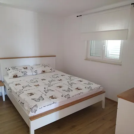 L&n, Pasman Ždrelac