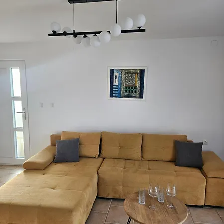 Lejlighed Vuletic, Pasman Ždrelac