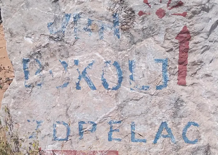 Апартаменты Vuletic, Pasman *